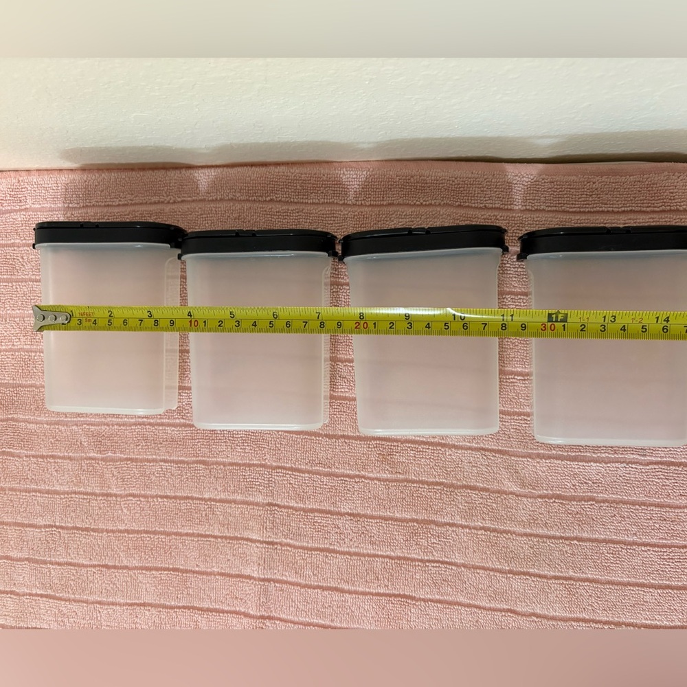 TUPPERWARE LARGE SPICE
SHAKERS FLIP TOP BLACK SEALS
POUR SPOUT/SPRINKLE 4pc SET - Picture 13 of 16